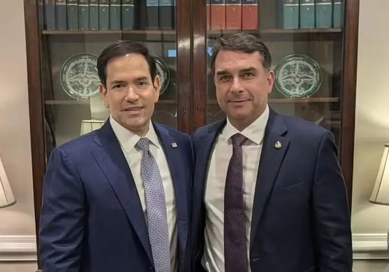 Deputados democratas cobram de Marco Rubio explicações sobre ajuda a Flávio Bolsonaro