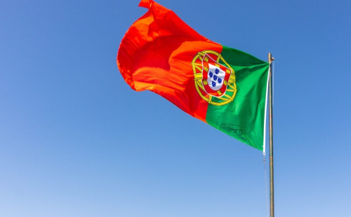 bela-foto-da-bandeira-portuguesa bela-foto-da-bandeira-portuguesa